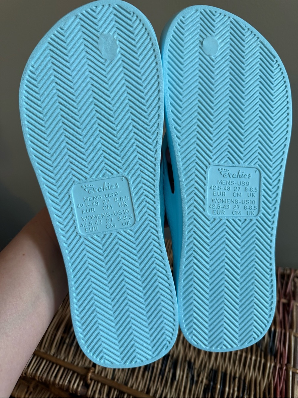 Archies Size 10 Blue Flip Flops - Picture 3 of 4